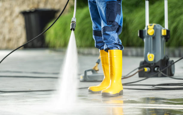 Why Choose Our Certified Pressure Washing Experts for Your Project Needs in Italy, TX?
